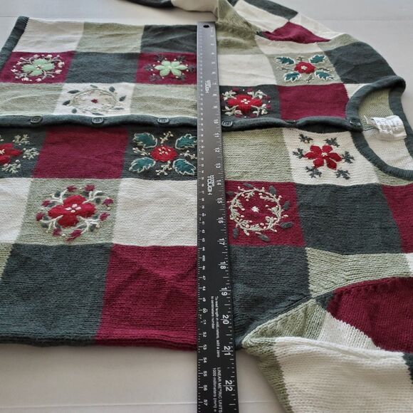 VNTG Christmas Patchwork Cardigan Sweater Christopher & Banks Sz M Layer Holiday - Picture 3 of 7